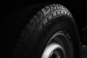 Low maintenance tubeless tyres